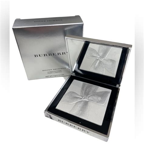 Burberry SILVER SHIMMER Illuminating Powder 